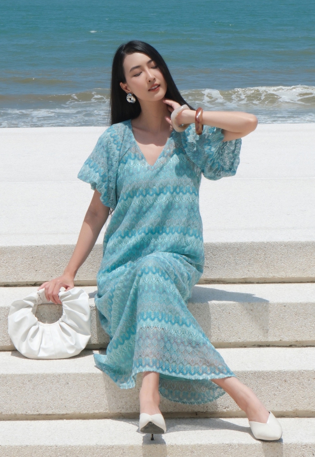 Tỏa sáng trong chuyến đi biển mùa hè cùng váy maxi - Ảnh 2.