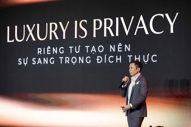  &lsquo;In Bloom&rsquo; - Khi nghệ thuật mở ra c&acirc;u chuyện mới của d&ograve;ng sản phẩm hạng sang- Ảnh 2.