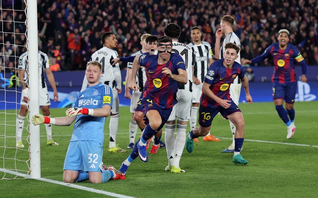 Barcelona thắng đậm Newcastle, Liverpool đ&aacute;nh bại Galatasaray: Champions League xuất hiện 4 trận tứ kết cực căng- Ảnh 1.