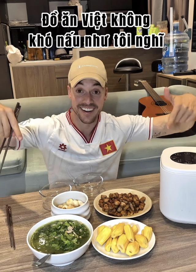 Anh T&acirc;y m&ecirc; ẩm thực kh&aacute;m ph&aacute; m&oacute;n ngon b&igrave;nh d&acirc;n tại TP . HCM - Ảnh 3.