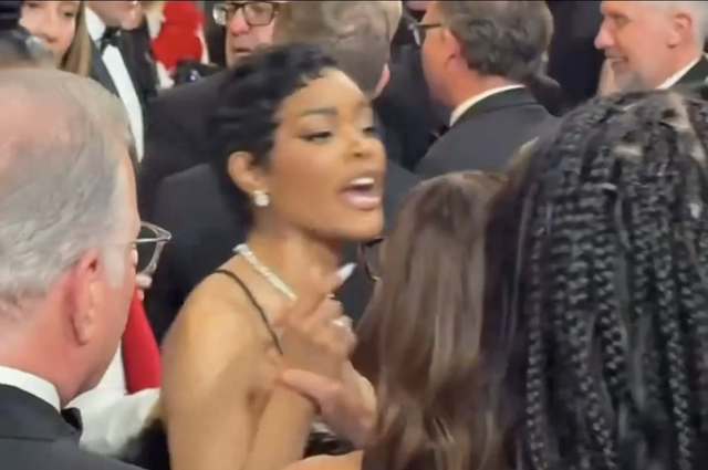 Một sao nữ và bảo vệ ẩu đả tại Oscar? - Ảnh 1.