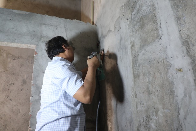 Người đ&agrave;n &ocirc;ng m&ugrave; x&acirc;y nh&agrave; 4 tỉ cho con từ việc b&aacute;n tăm b&ocirc;ng - Ảnh 4.