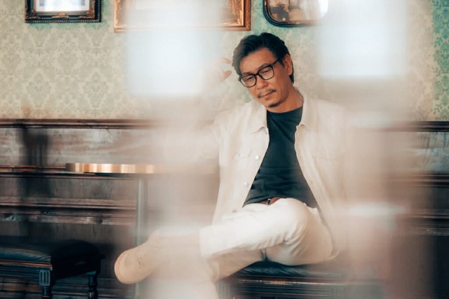 Đ&ecirc;m nhạc 'G&aacute;nh gi&oacute; ngang vai' tưởng nhớ 1/4 thế kỉ ng&agrave;y mất nhạcsĩ Trịnh C&ocirc;ng Sơn - Ảnh 2.