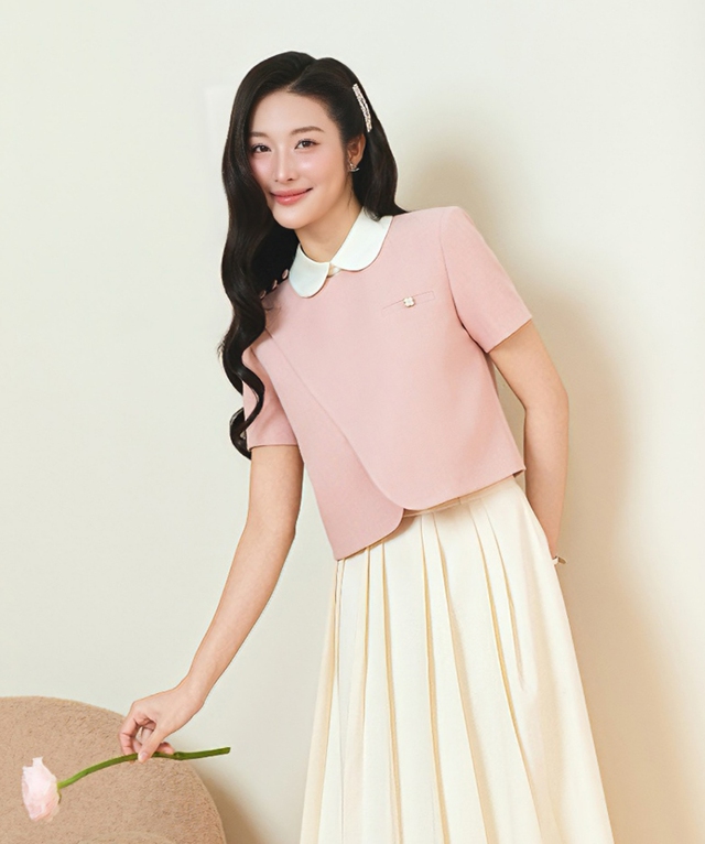 Lắng nghe giai điệu dịu dàng ngày nắng với áo ngắn tay- Ảnh 2.