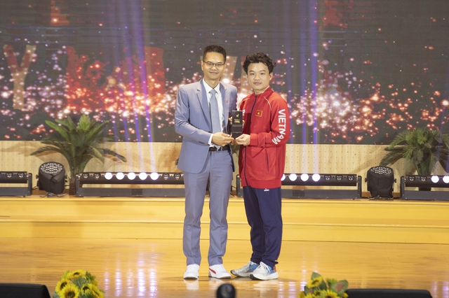 GAM Esports, 'Maris' được vinh danh ở lễ đặc biệt của thể thao điện tử Việt Nam- Ảnh 9.