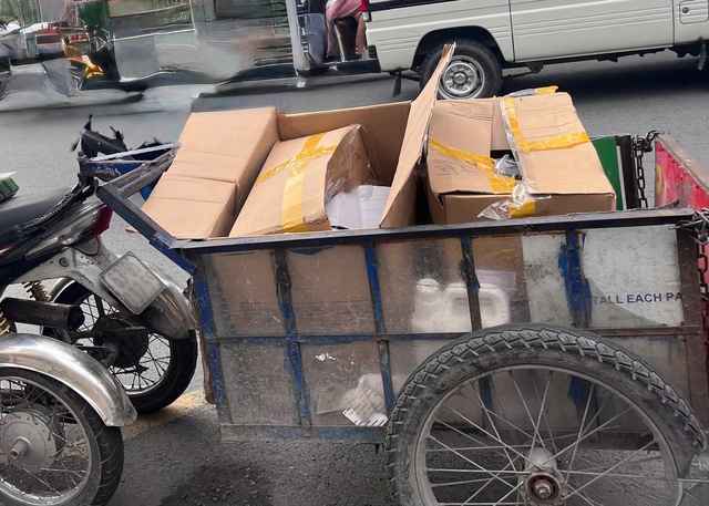 V&ograve;ng xo&aacute;y 'mua đứt b&aacute;n đoạn v&eacute; số': 14 năm buồn vui đong đếm- Ảnh 2.