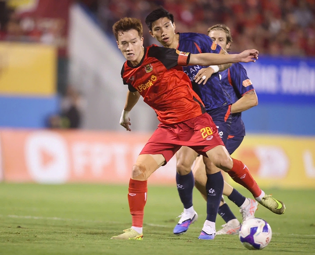 Nơi khiến HLV Kim Sang-sik phải 'đau đầu'- Ảnh 1.