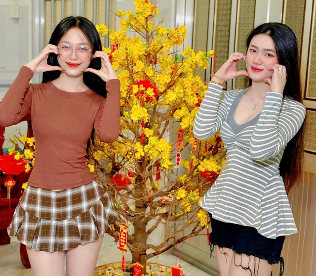 Độc lạ dịch vụ h&oacute;a th&acirc;n th&agrave;nh si&ecirc;u nh&acirc;n đi &lsquo;quẩy&rsquo; đ&aacute;m cưới - Ảnh 4.