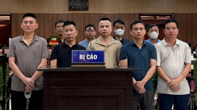 Tr&ugrave;m giang hồ Mạnh 'gỗ' lo l&oacute;t cho gỗ lậu từ L&agrave;o về Việt Nam- Ảnh 1.