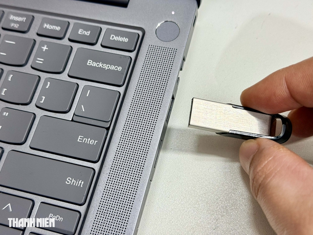 USB l&agrave; nguồn l&acirc;y m&atilde; độc ngoại tuyến h&agrave;ng đầu tại Việt Nam - Ảnh 1.