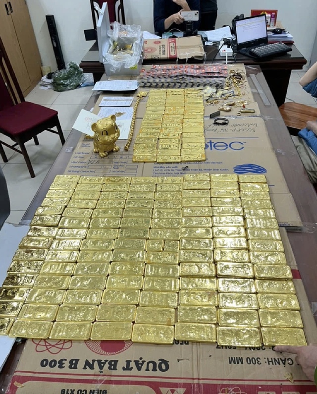 2 cựu c&ocirc;ng an gi&uacute;p Mr.Pips những g&igrave; để nhận th&ugrave; lao tiền tỉ? - Ảnh 2.