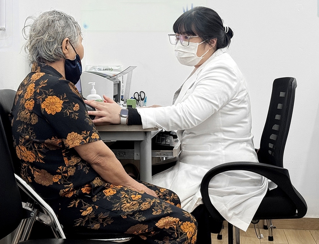 B&aacute;c sĩ 24/7: L&agrave;m sao ph&ograve;ng vi&ecirc;m n&atilde;o m&ocirc; cầu hiệu quả? - Ảnh 1.