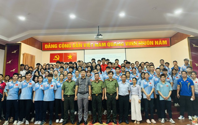 Cảnh b&aacute;o 'nước vui', 'nước sướng' đội lốt nước giải kh&aacute;t, g&acirc;y loạn thần- Ảnh 2.