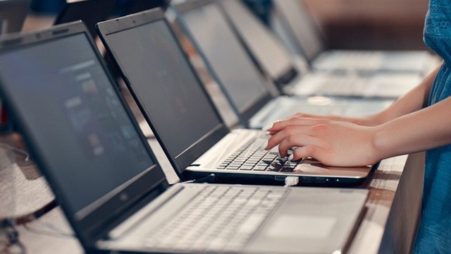 Lý do không nên chần chừ nếu định mua laptop ở thời điểm hiện tại - Ảnh 1.