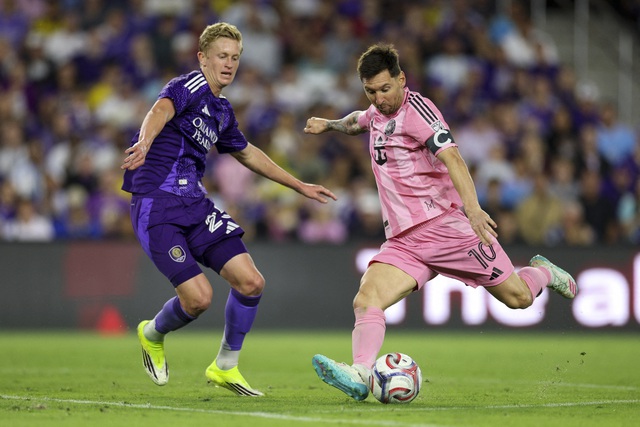 Messi ghi siêu phẩm mở tài khoản bàn thắng MLS 2026, Inter Miami ngược dòng ngoạn mục- Ảnh 2. Messi ghi siêu phẩm mở tài khoản bàn thắng MLS 2026, Inter Miami ngược dòng ngoạn mục- Ảnh 2.