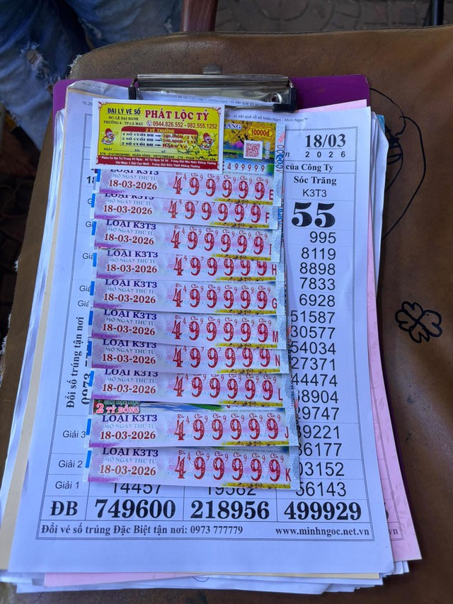 Người phụ nữ Cà Mau trúng xổ số miền Nam với dãy số cuối siêu đẹp 99999 - Ảnh 1.