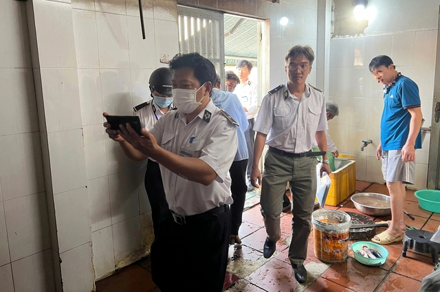 B&iacute; ẩn giết mổ ch&oacute; m&egrave;o tr&aacute;i ph&eacute;p tại TP . HCM năm 2026 - Ảnh 7.