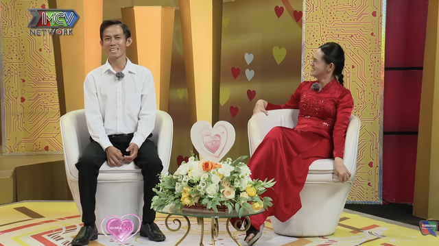 Hồng Vân xúc động trước chuyện tình yêu giữa anh thợ hồ và cô gái khuyết tật - Ảnh 3.