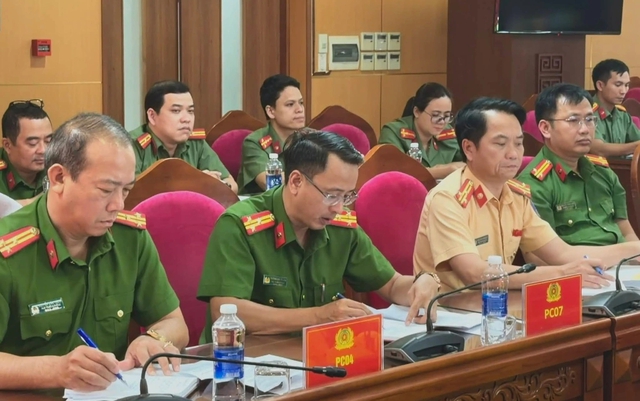 C&ocirc;ng an Đ&agrave; Nẵng: Siết kỷ cương, cải c&aacute;ch h&agrave;nh ch&iacute;nh n&acirc;ng chất lượng phục vụ d&acirc;n- Ảnh 2.