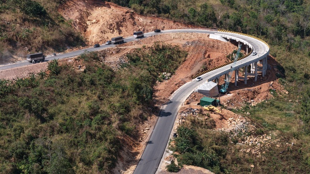 Cận cảnh quốc lộ 28B - cung đường mới đi Đ&agrave; Lạt đang về đ&iacute;ch- Ảnh 11.