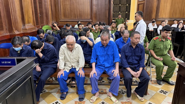 Chi tiết mức &aacute;n 30 bị c&aacute;o trong vụ cấp chứng chỉ l&aacute;i xe tr&aacute;i ph&eacute;p  - Ảnh 1.