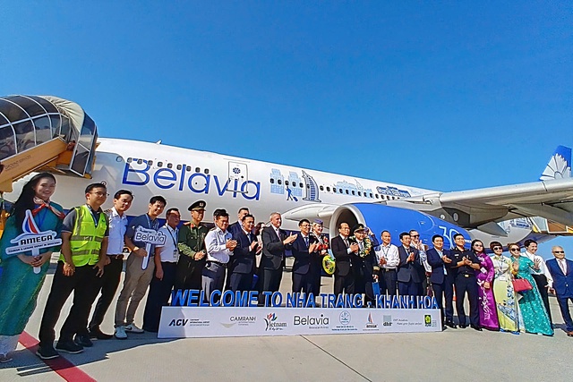 Khánh Hòa khai trương đường bay thẳng Minsk - Cam Ranh, đón khách Belarus- Ảnh 3. Khánh Hòa khai trương đường bay thẳng Minsk - Cam Ranh, đón khách Belarus- Ảnh 3.