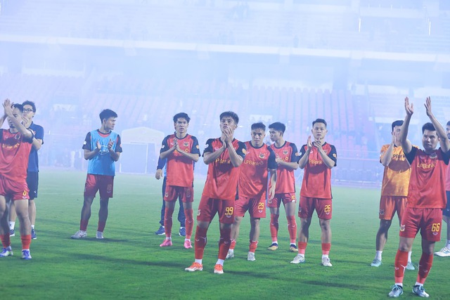 Ninh Bình thắng kịch tính PVF-CAND, Thể Công Viettel đánh bại Bắc Ninh: Cùng vào bán kết Cúp quốc gia- Ảnh 1. Ninh Bình thắng kịch tính PVF-CAND, Thể Công Viettel đánh bại Bắc Ninh: Cùng vào bán kết Cúp quốc gia- Ảnh 1.