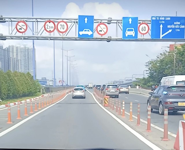 Nhầm xe bán tải là ô tô con, tài xế có thể bị phạt 22 triệu đồng- Ảnh 2. Nhầm xe bán tải là ô tô con, tài xế có thể bị phạt 22 triệu đồng- Ảnh 2.