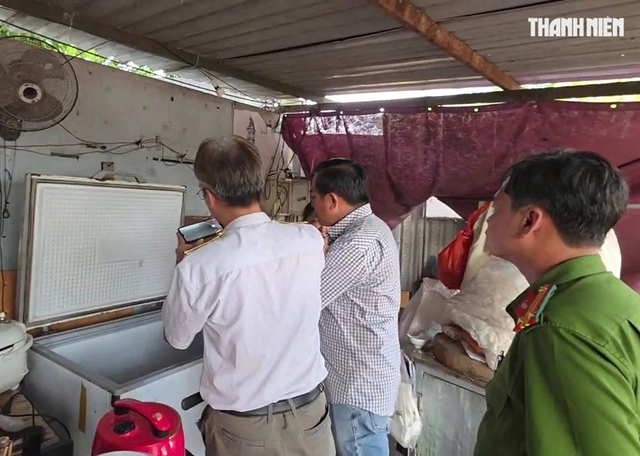 Rùng mình lò giết mổ lậu chó, mèo: Lỗ hổng quản lý nằm ở đâu?- Ảnh 1. Rùng mình lò giết mổ lậu chó, mèo: Lỗ hổng quản lý nằm ở đâu?- Ảnh 1.