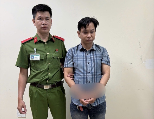 Công an Cần Thơ bắt bị can làm giả giấy tờ đất lừa đảo 2,8 tỉ đồng- Ảnh 1. Công an Cần Thơ bắt bị can làm giả giấy tờ đất lừa đảo 2,8 tỉ đồng- Ảnh 1.