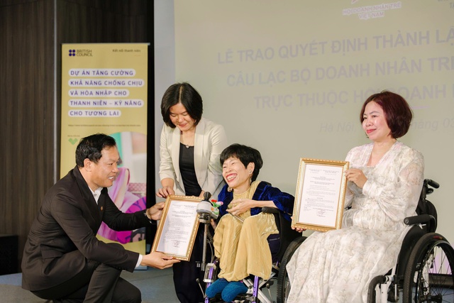 Chị Nguyễn Thị V&acirc;n v&agrave; C&acirc;u lạc bộ Doanh nh&acirc;n trẻ tạo t&aacute;c động x&atilde; hội 2026 - Ảnh 1.