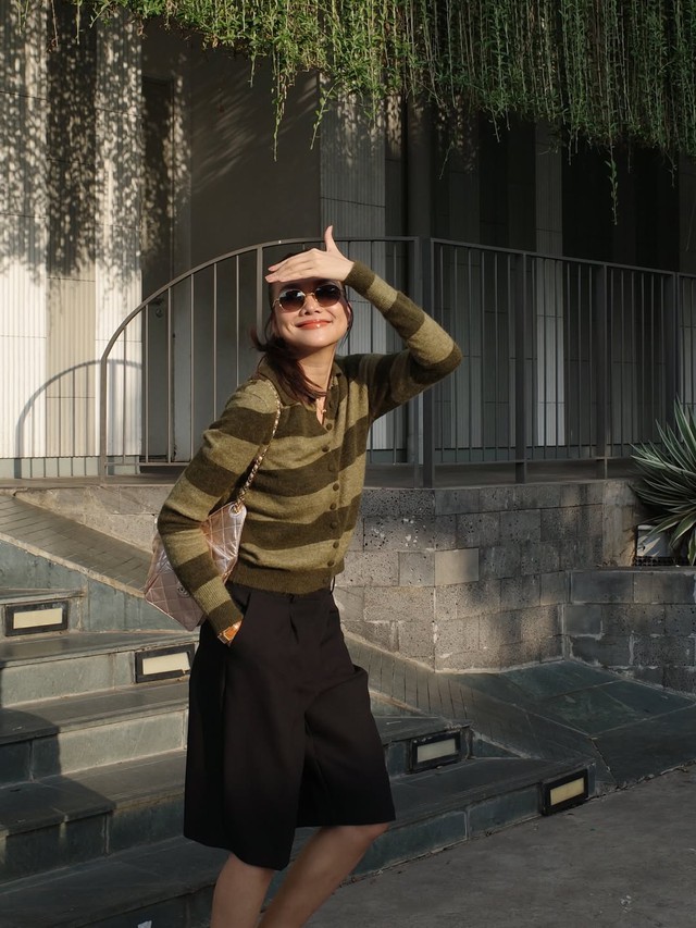 Họa tiết kẻ sọc ngang tạo điểm nhấn cuốn hút cho mọi bản phối- Ảnh 9. Họa tiết kẻ sọc ngang tạo điểm nhấn cuốn hút cho mọi bản phối- Ảnh 9.