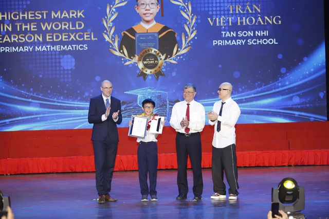 Một học sinh Việt Nam đạt điểm cao nhất thế giới m&ocirc;n to&aacute;n cấp tiểu học- Ảnh 1.