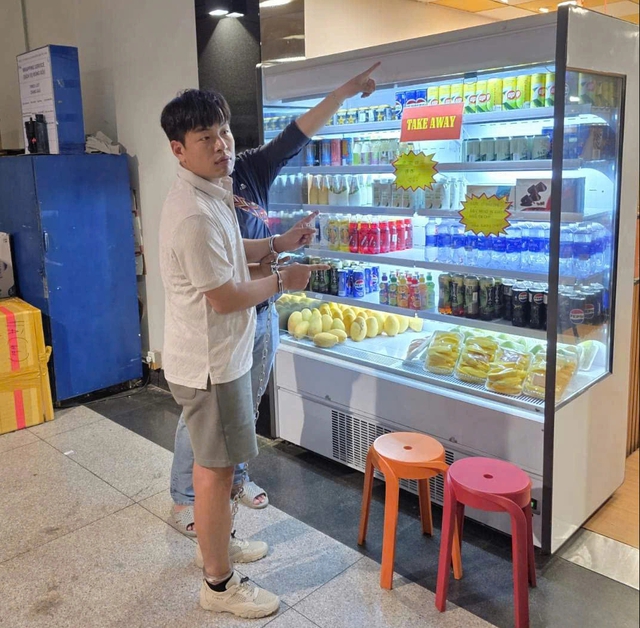 Công an TP.HCM bắt nghi phạm giết người, tẩu thoát qua sân bay Tân Sơn Nhất- Ảnh 1. Công an TP.HCM bắt nghi phạm giết người, tẩu thoát qua sân bay Tân Sơn Nhất- Ảnh 1.