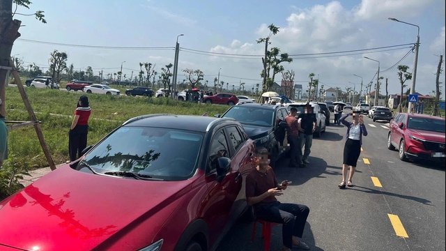 Đất nông thôn Hà Tĩnh lên cơn sốt: Môi giới đổ xô về xã ven biển - Ảnh 1.