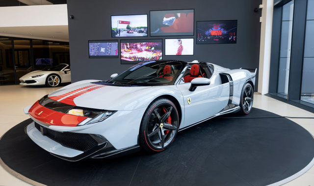 Nhiều nhà sản xuất ô tô hạng sang, siêu xe tạm ngừng giao hàng đến Trung Đông - Ảnh 3.