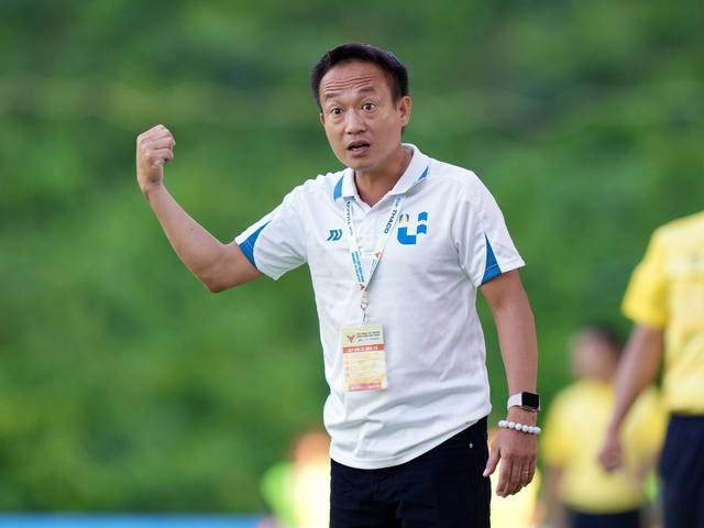 Ch&agrave;ng đội trưởng 'thời vụ' v&agrave; quyết định đắc nh&acirc;n t&acirc;m của HLV Trường ĐH C&ocirc;ng nghiệp TP.HCM- Ảnh 2.