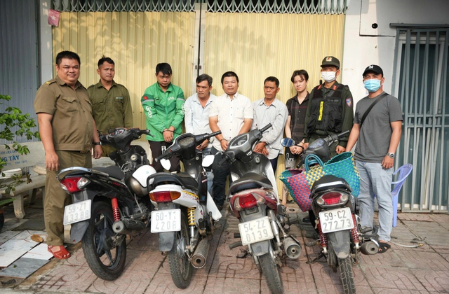 C&ocirc;ng an TP.HCM khởi tố nh&oacute;m trộm ch&oacute;, m&egrave;o quy m&ocirc; lớn- Ảnh 1.