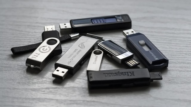 Những nơi tuyệt đối không nên cất giữ ổ USB - Ảnh 1.