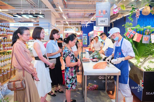 Doanh nghiệp hải sản Na Uy hợp t&aacute;c khai mở thị trường c&aacute; hồi tại Việt Nam- Ảnh 1.