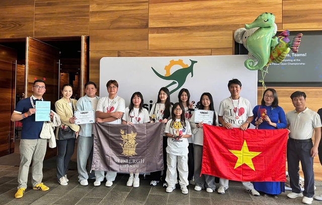 10 bạn nhỏ Việt Nam 'dữ dội' trong mắt người nước ngoài - Ảnh 2.