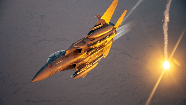 Qu&acirc;n đội Mỹ thiệt hại ra sao sau 3 tuần chiến sự với Iran? - Ảnh 1.