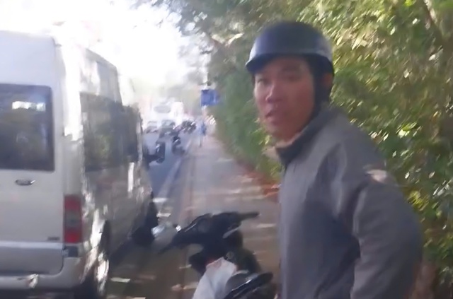 Truy tìm người bắn chim giữa phố Đà Lạt, hành hung phóng viên khi được nhắc nhở - Ảnh 3.