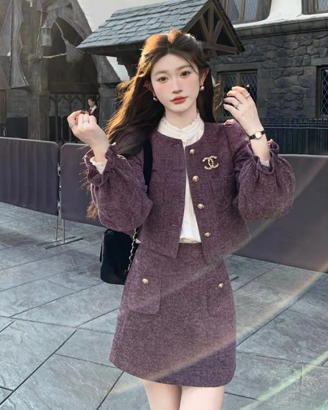 Chỉ với một chiếc cài áo, trang phục tầm thường cũng hóa sang trọng- Ảnh 3.