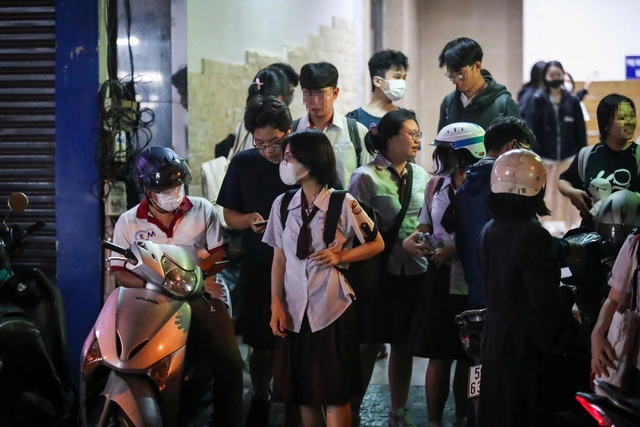 Quản l&yacute; dạy th&ecirc;m học th&ecirc;m kh&ocirc;ng chỉ l&agrave; xử l&yacute; ti&ecirc;u cực - Ảnh 1.