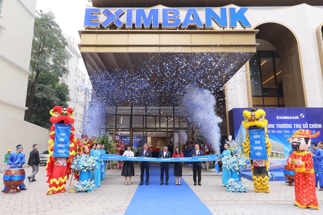 Eximbank khai trương trụ sở ch&iacute;nh H&agrave; Nội, đ&aacute;nh dấu bước chuyển chiến lược ph&aacute;t triển- Ảnh 1.