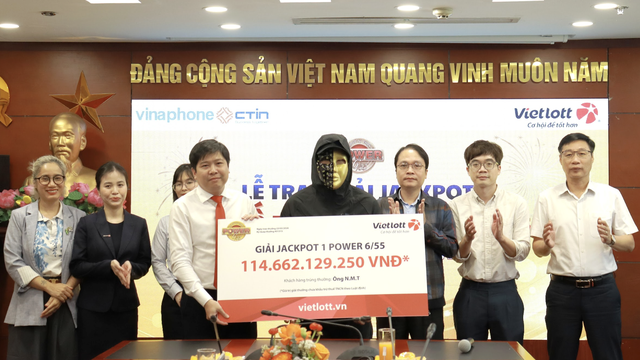 Ki&ecirc;n tr&igrave; mua Vietlott 5 năm, tr&uacute;ng hơn 114 tỉ đồng- Ảnh 1.