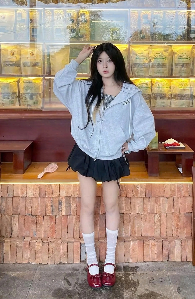 Đánh thức nét kiêu kỳ cùng chân váy bí ngô bồng bềnh- Ảnh 7.