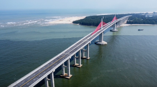 Đề nghị th&ocirc;ng xe kỹ thuật cầu vượt cửa biển Thuận An 2.400 tỉ đồng dịp 30.4 - Ảnh 3.