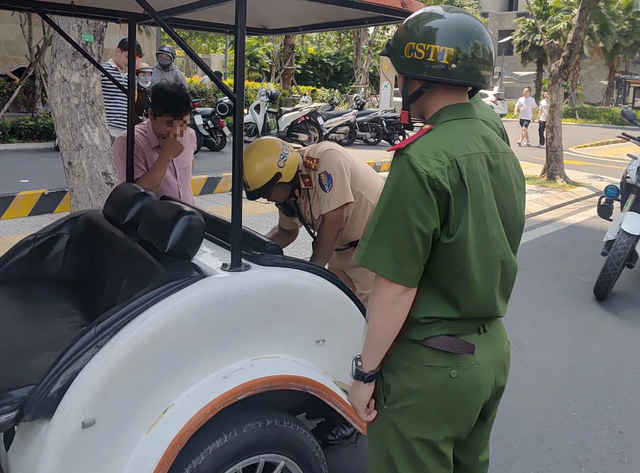 Xử l&yacute; xe điện du lịch &lsquo;3 kh&ocirc;ng&rsquo; tự &yacute; chở kh&aacute;ch trong khu d&acirc;n cư TP.HCM - Ảnh 2.